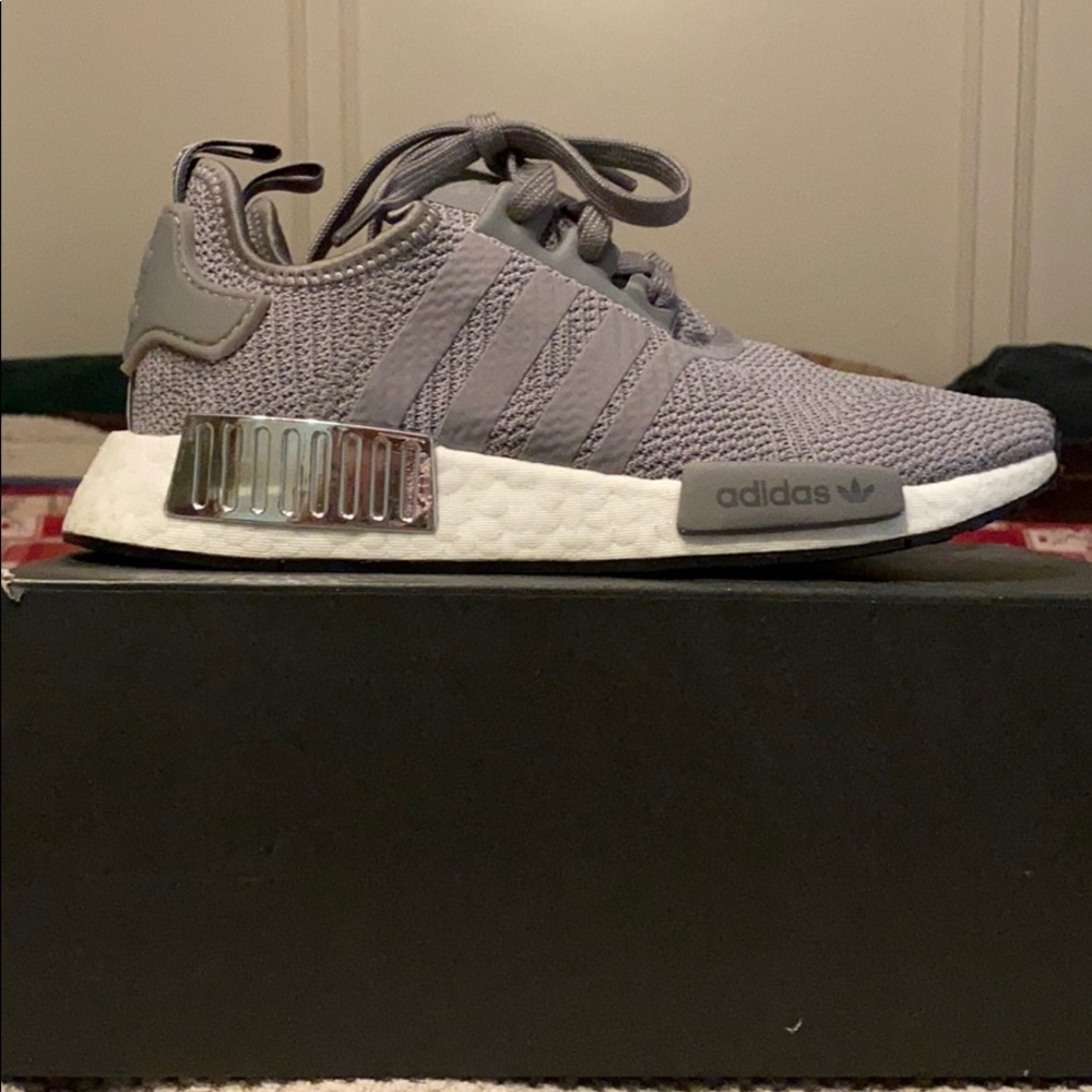 Adidas NMD R1 Sneakers